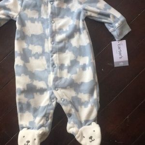 newborn baby footsie